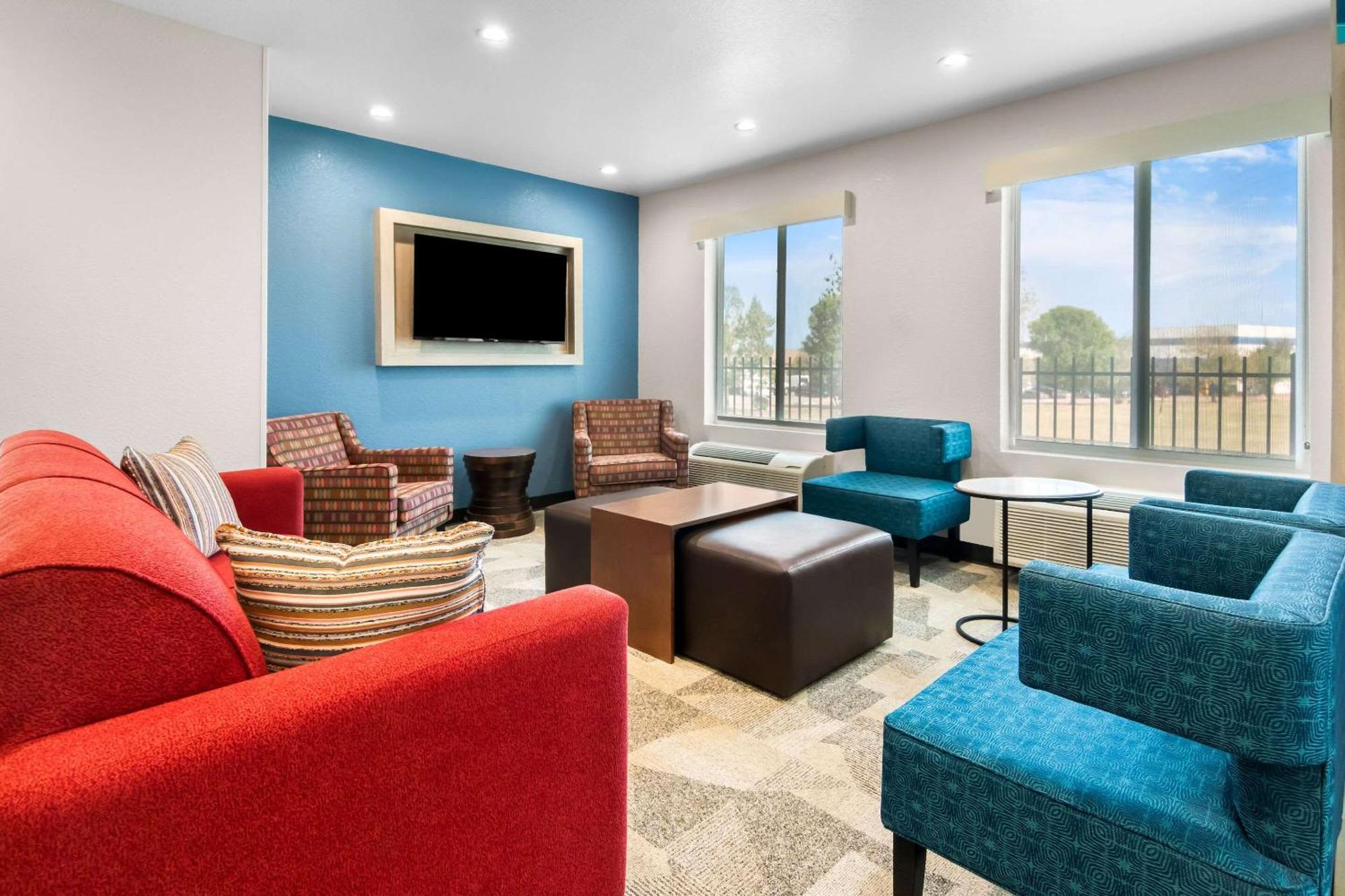 Clarion Pointe Hotel Fort Worth Bagian luar foto